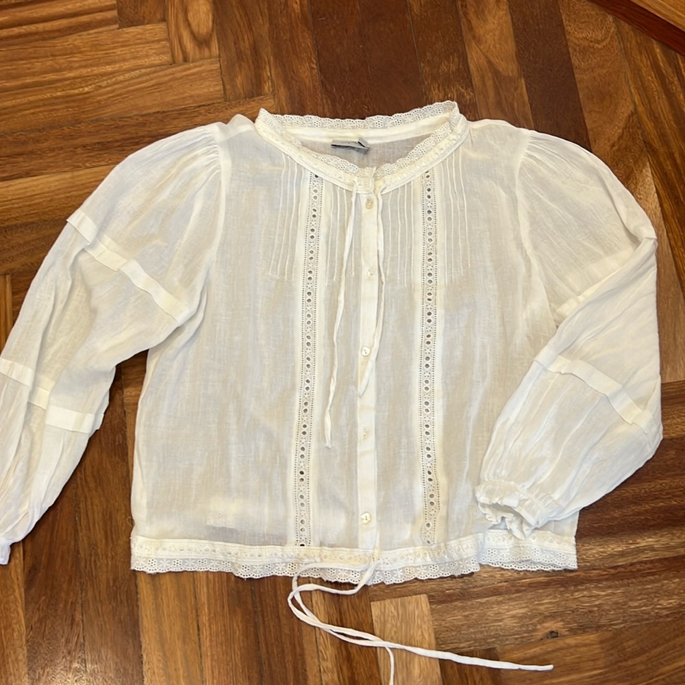 Boho shirt not worn.a bit off white not beige but not completely white